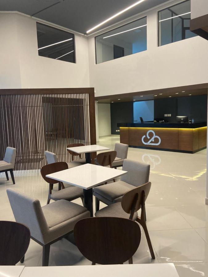 Hotel Nuve Gomez Palacio Exterior photo